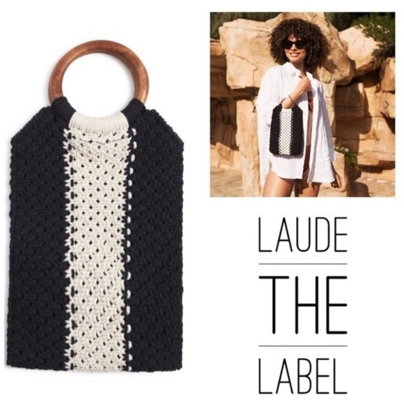 LAUDE THE LABEL Cottogecore Black and White Tote with Wooden Handle - Picture 1 of 10